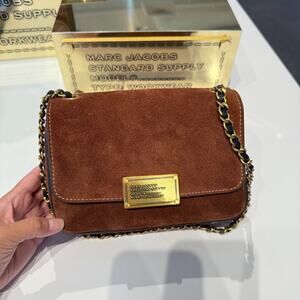 Marc Jacob The Plaza Suede Shoulder Bag 4F5HSH076H01 Cognac